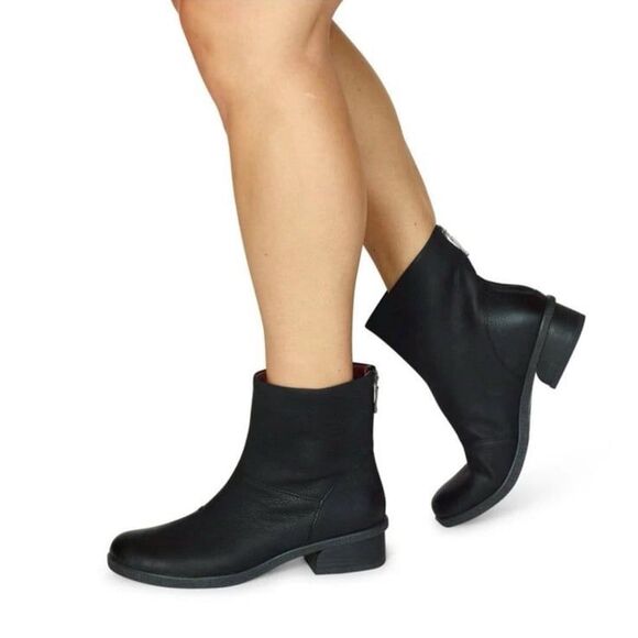 Dansko Brianne Waterproof Leather Causal Boots - Picture 1 of 12